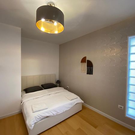 Trip'N'Hostel Chill Zone Тирана Екстериор снимка