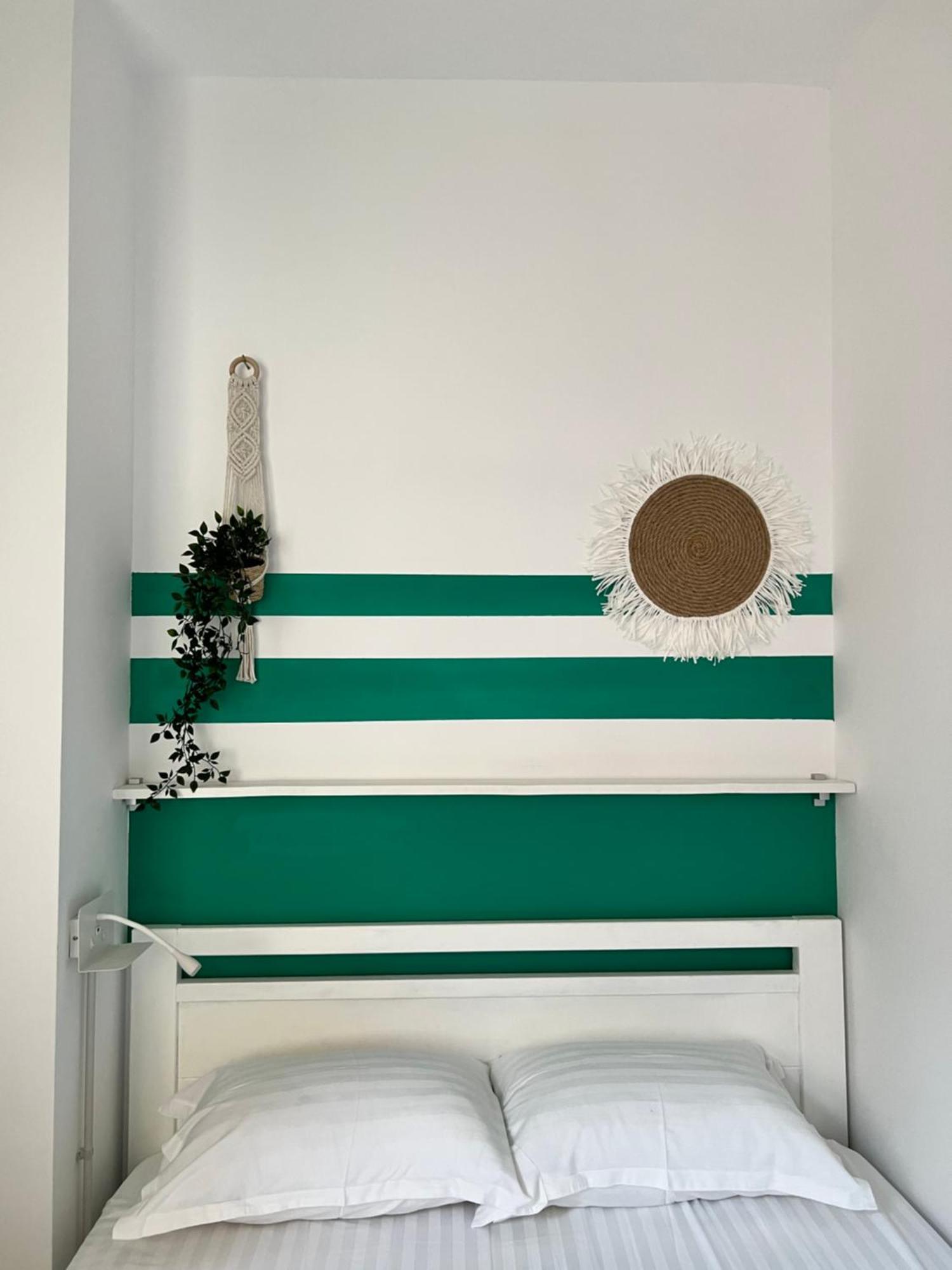 Trip'N'Hostel Chill Zone Тирана Екстериор снимка