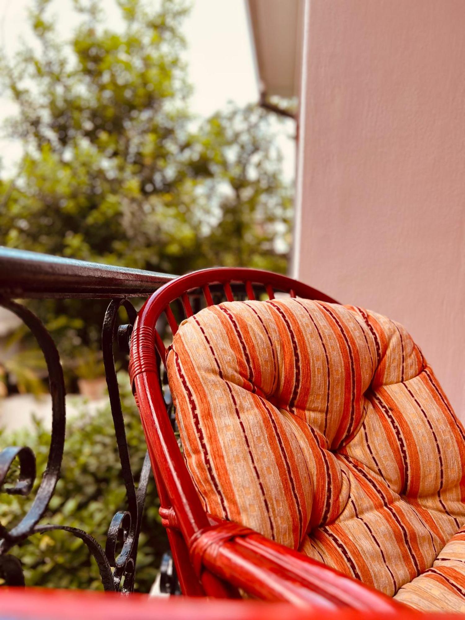 Trip'N'Hostel Chill Zone Тирана Екстериор снимка