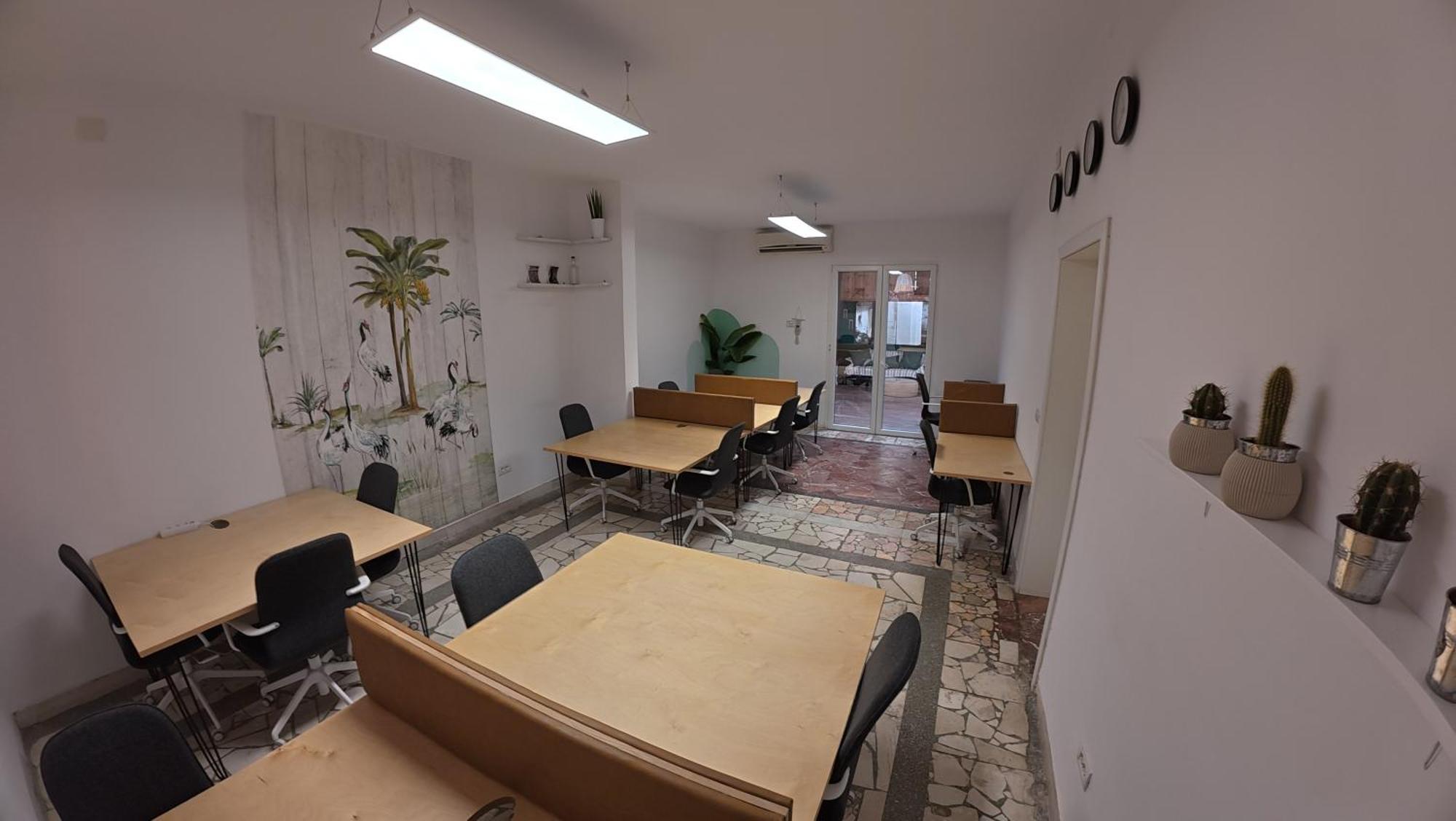 Trip'N'Hostel Chill Zone Тирана Екстериор снимка